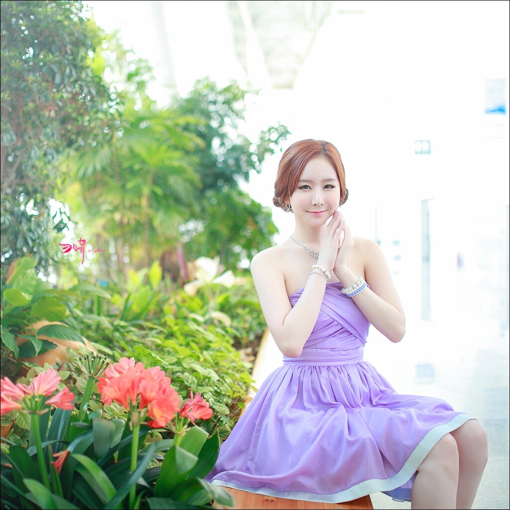 2015韩国国际车展靓丽车模Kim Ye Ha